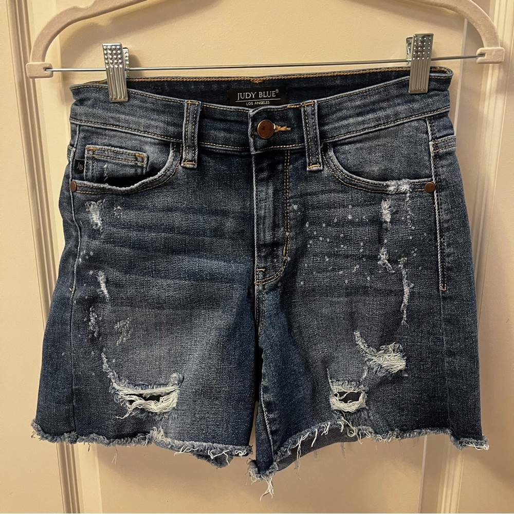 Judy Blue Women's Distressed Denim Shorts - Blue Size Small